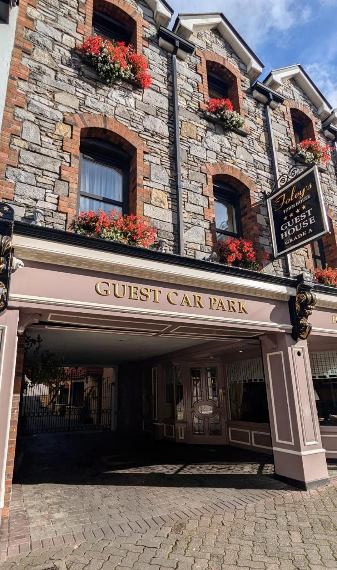 Foley'S Townhouse Killarney Hotel Екстериор снимка