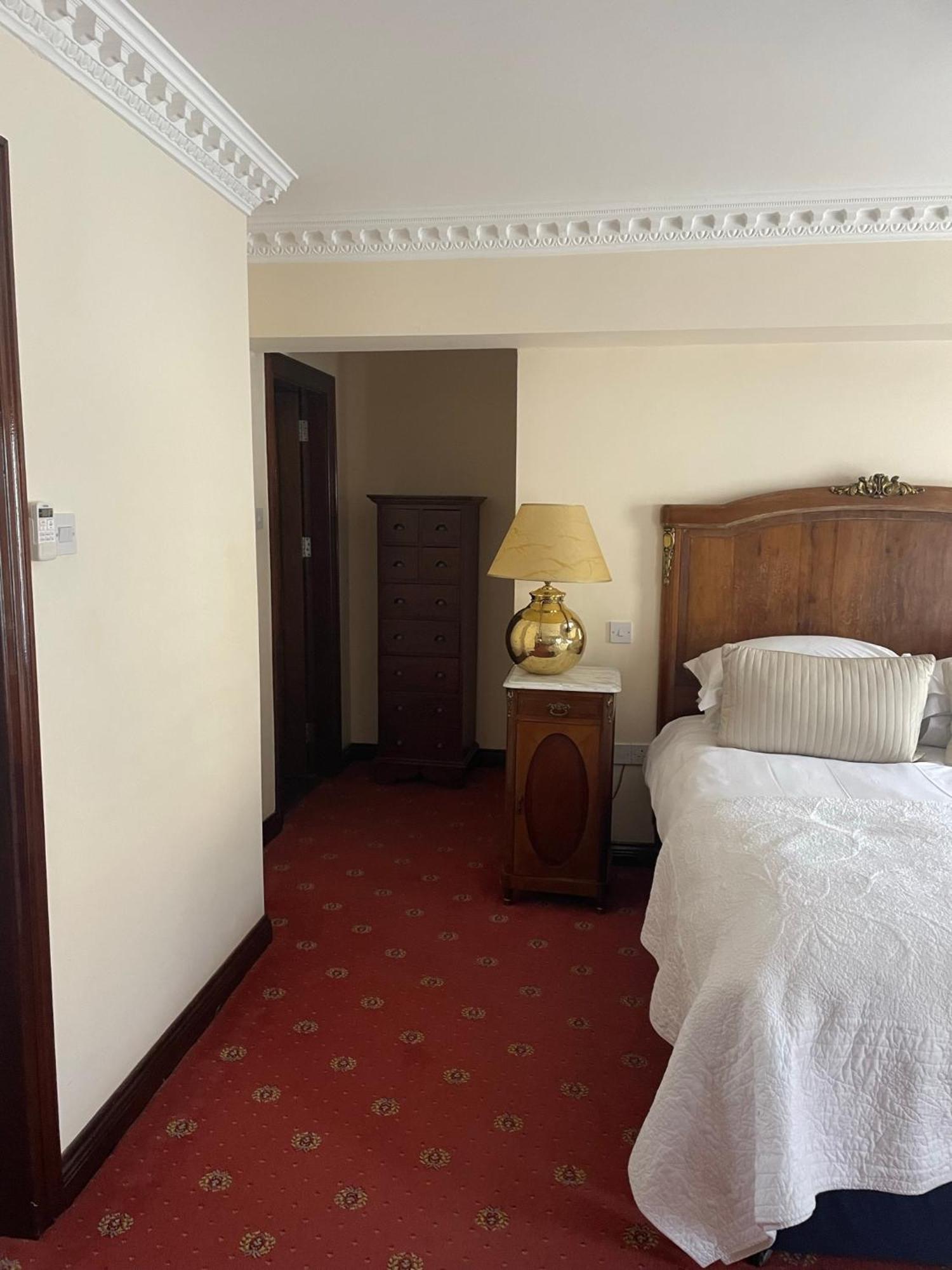 Foley'S Townhouse Killarney Hotel Екстериор снимка