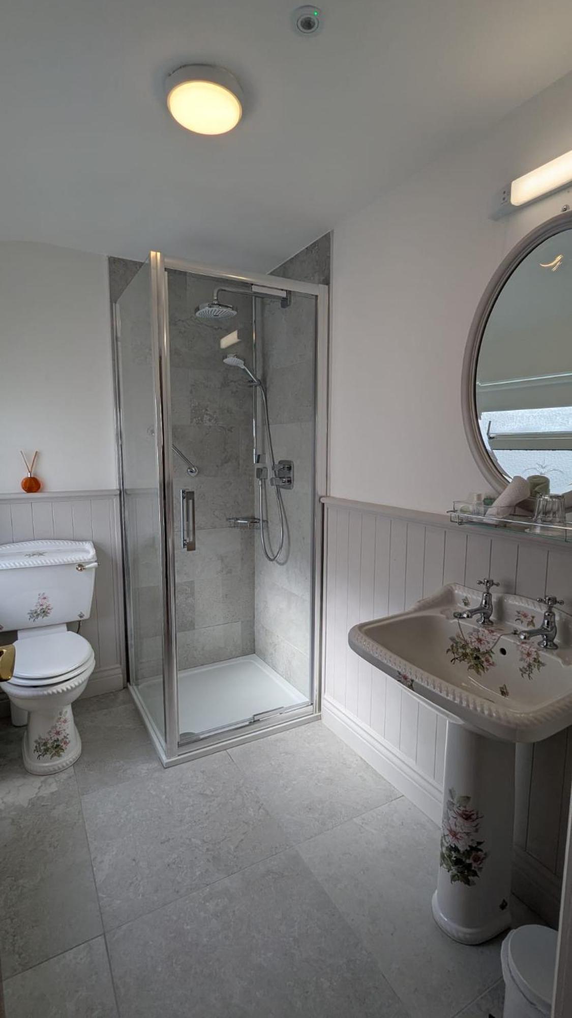 Foley'S Townhouse Killarney Hotel Екстериор снимка