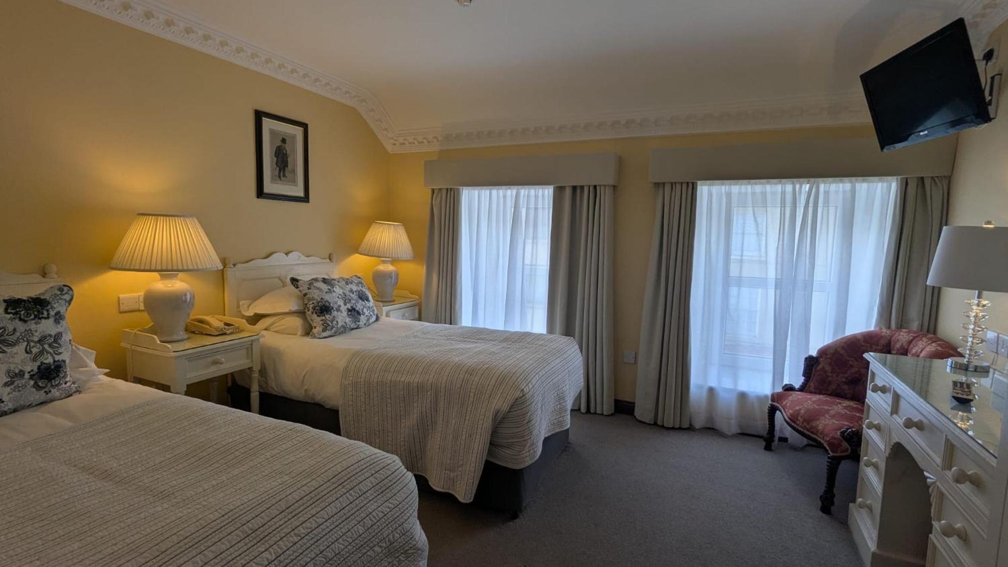 Foley'S Townhouse Killarney Hotel Екстериор снимка