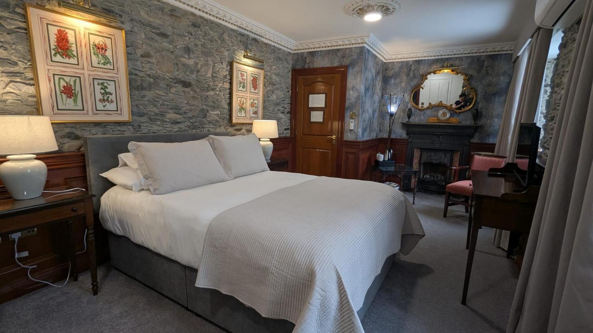Foley'S Townhouse Killarney Hotel Екстериор снимка