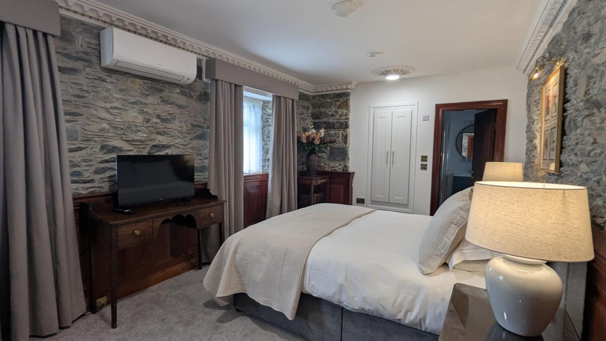 Foley'S Townhouse Killarney Hotel Екстериор снимка
